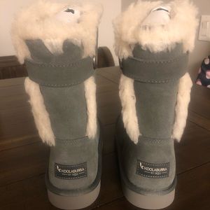 Koolaburra by UGG Jordina short boot, Stone Grey, size 9, medium.
